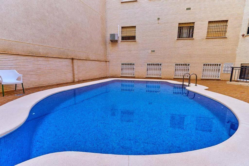 Cozy Studio Apartment Near The Beach Torrevieja Exteriör bild